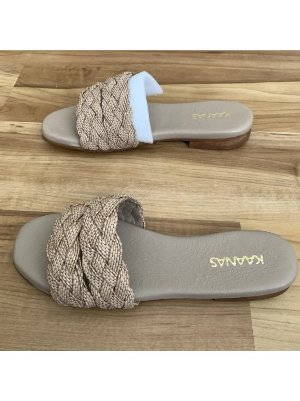 Kaanas Papagayo Sandal Camel Beige 5M NIB Beach Braided Casual Slip On